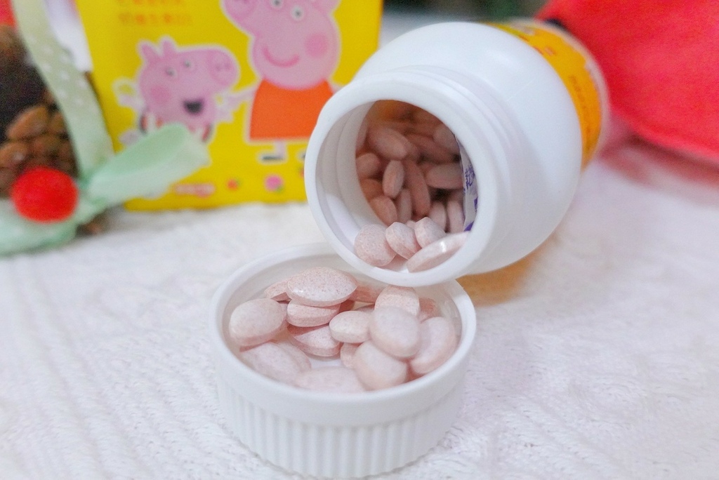 兒童營養品推薦 | 卡蘿琳 佩佩豬 兒童維他命C+D3 口嚼 兒童營養品推薦 | 卡蘿琳 佩佩豬 兒童維他命C+D3 口嚼