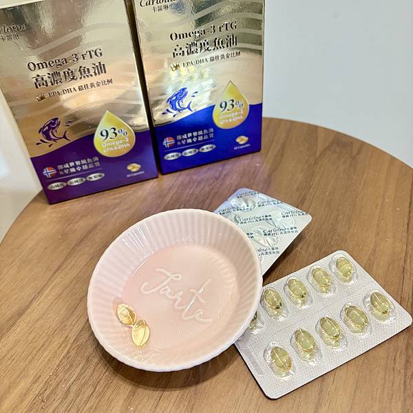 深海魚油好處價值高！有哪些功效？4大選購推薦不踩雷